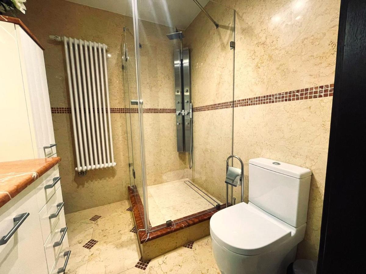 Marble Apartament Zamość Buitenkant foto