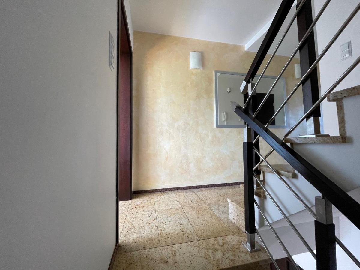 Marble Apartament Zamość Buitenkant foto